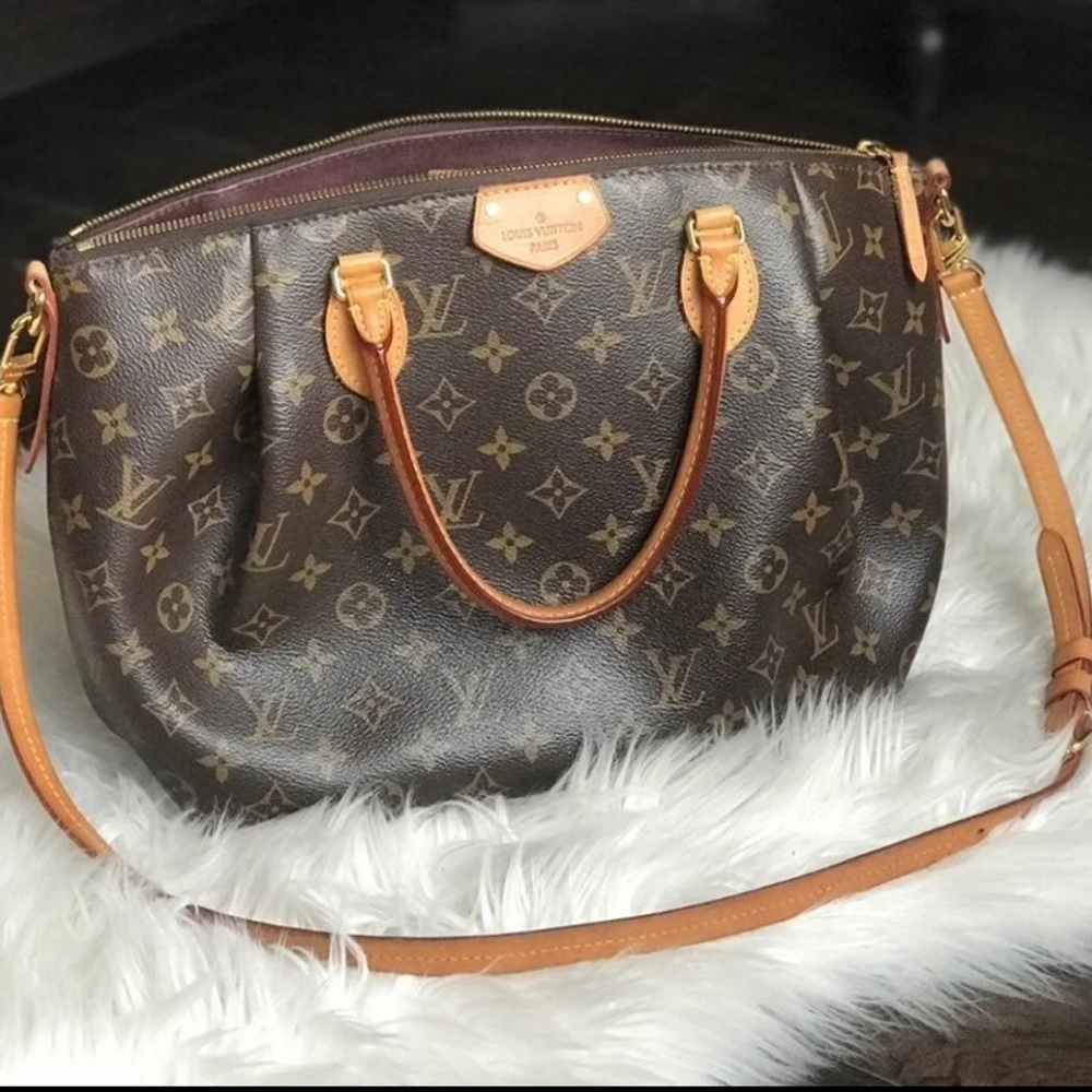 Auth. Louis Vuitton Turenne MM
